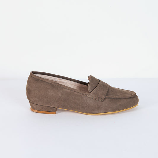 Teana Flats - Size 39