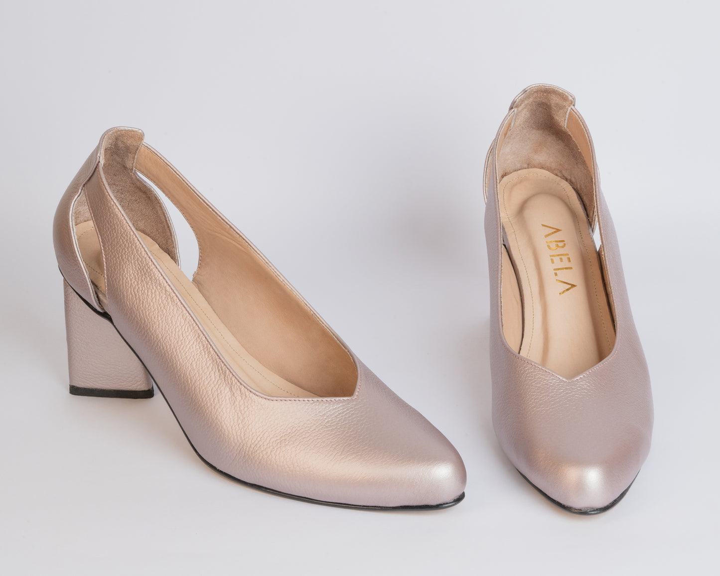 Tacones Zurra Mora en Leche Triangulo - Talla 40
