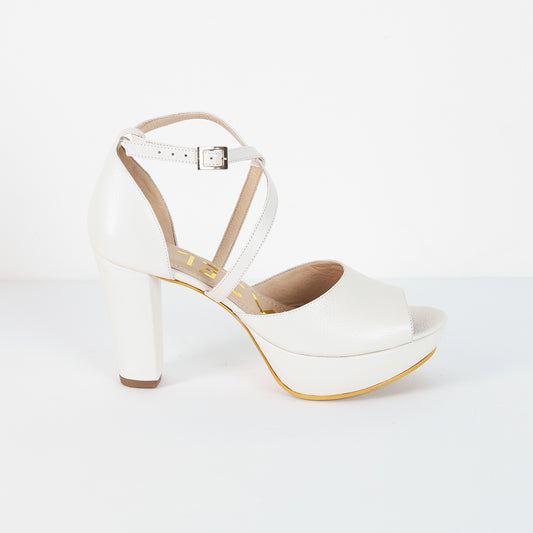 Sandalias Dina Cruzado - Marfil - Talla 37