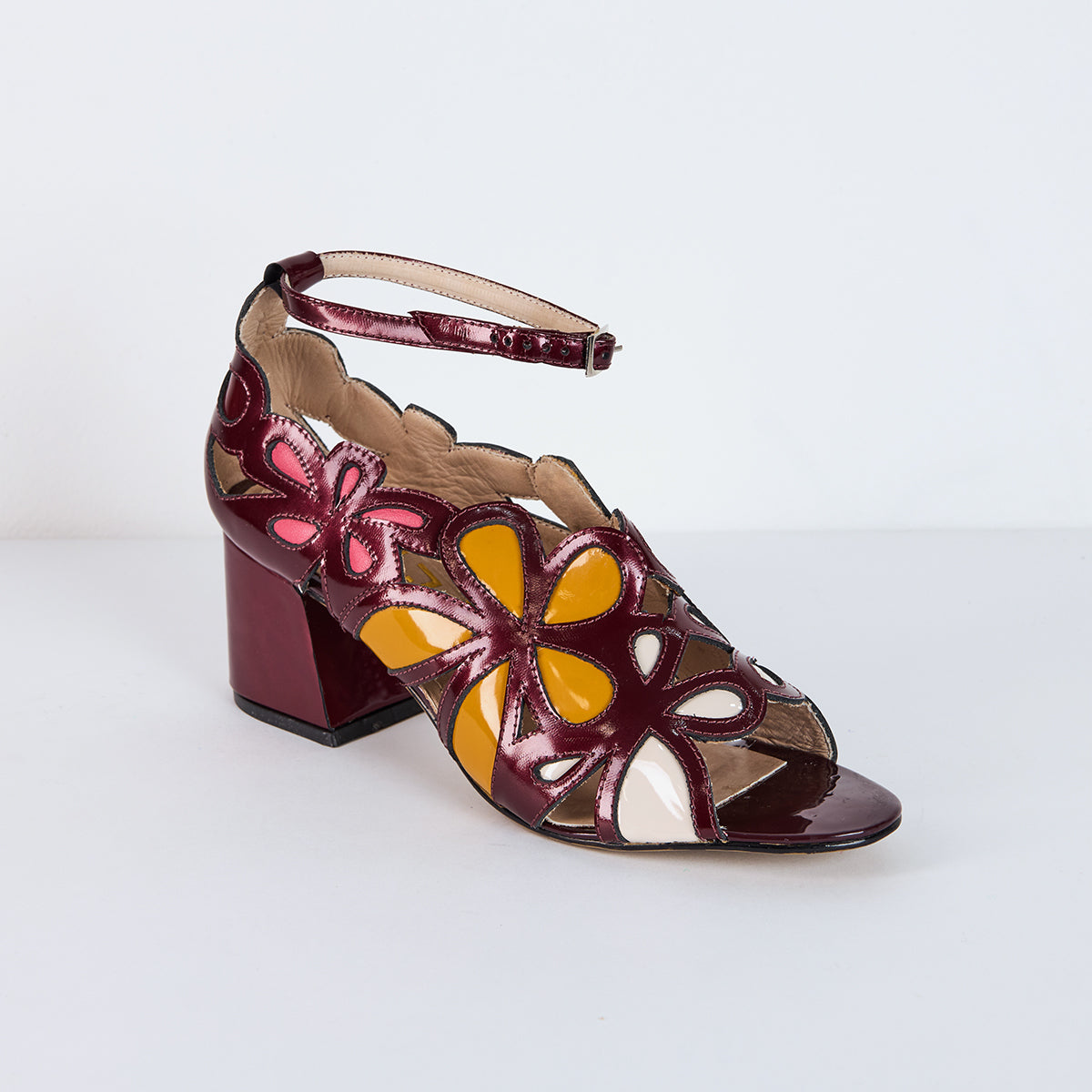 Sandalias Florecientes Vino - Talla 39