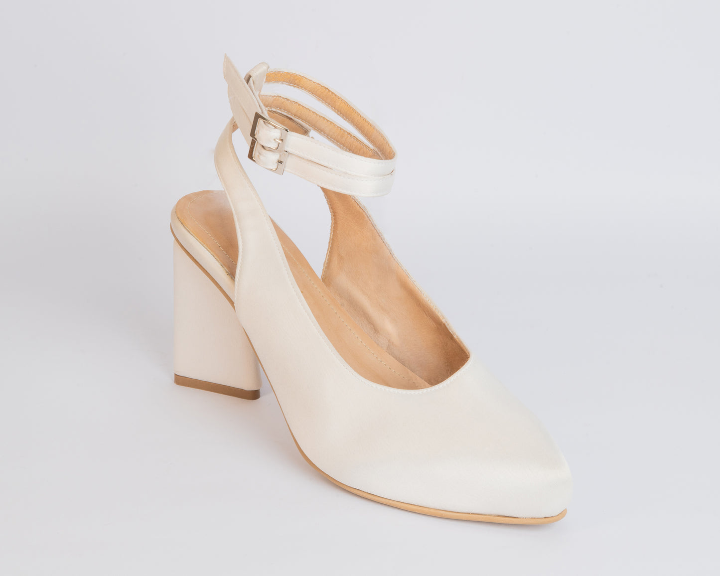 Tacones Alas Maravilla Blanco - Talla 39