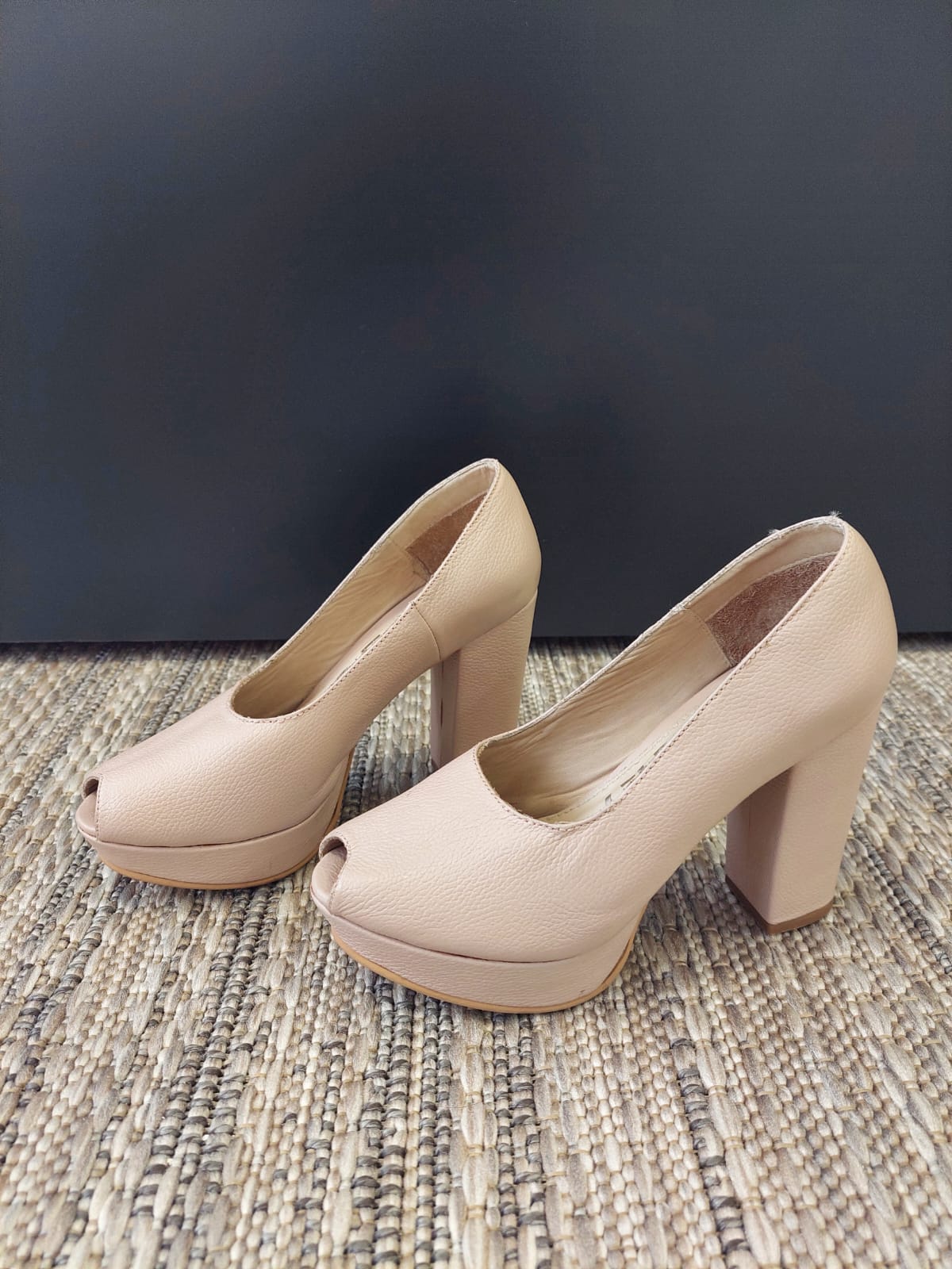 Tacones Peep Toe